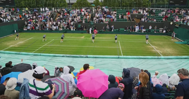 【溫布頓網球錦標賽】的草地如何在大雨中保持乾燥？